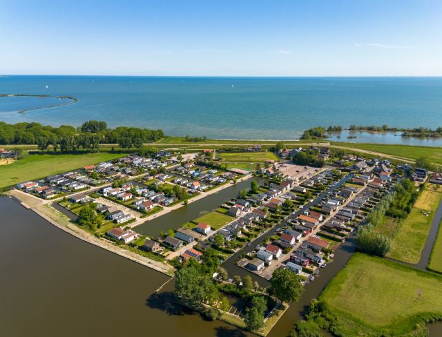 Park_vanaf_Vliet.jpg